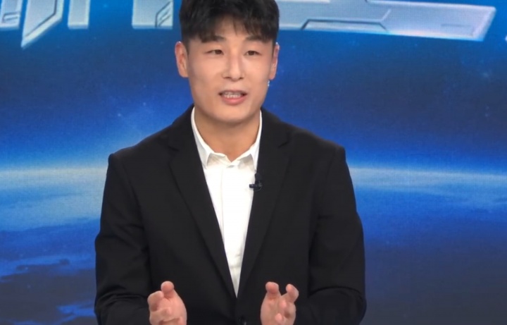 武磊：梅西比电视里更强 享受足球快乐