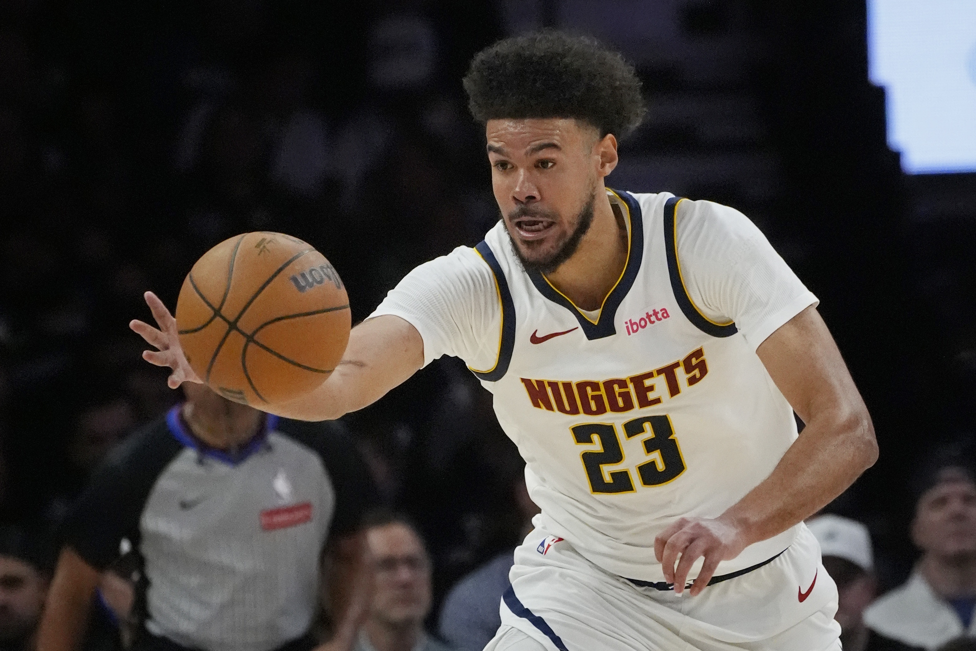 卡梅隆·约翰逊：球员当把NBA视为生意 交易无需私人化
