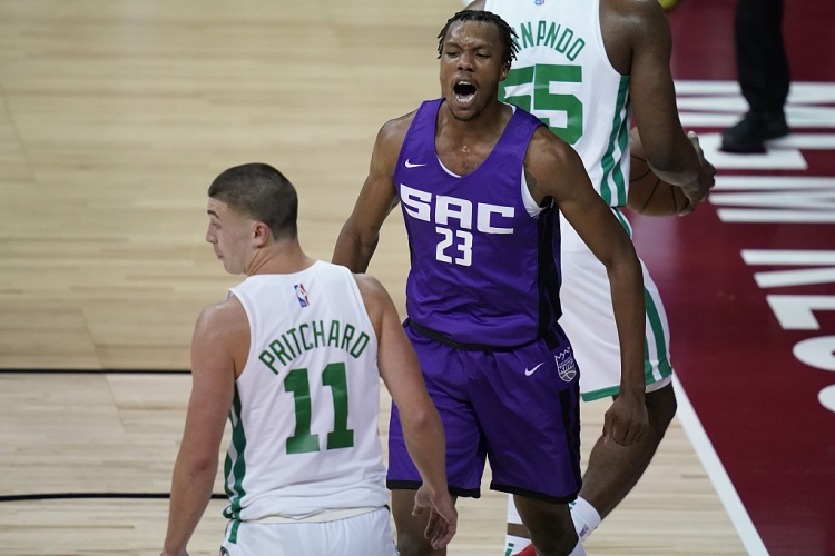近10年夏联MVP与FMVP盘点:仅两湖人旧将夺冠,CBA外援旧将在列 近10年夏联MVP与FMVP盘点:仅两湖人旧将夺冠,CBA外援旧将在列