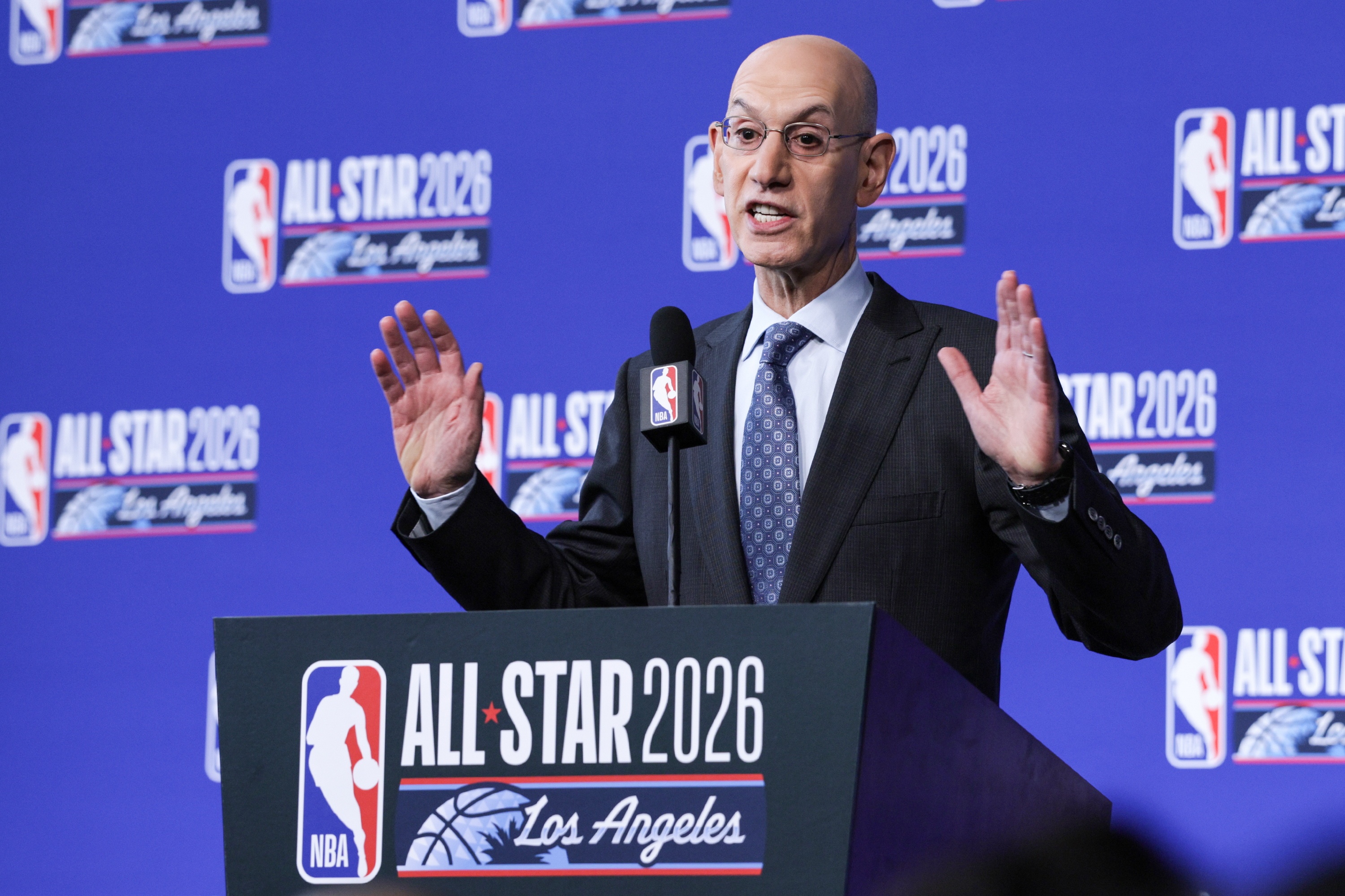 Windhorst：詹姆斯加盟76人并非受萧华言论影响 团队曾因催促不悦