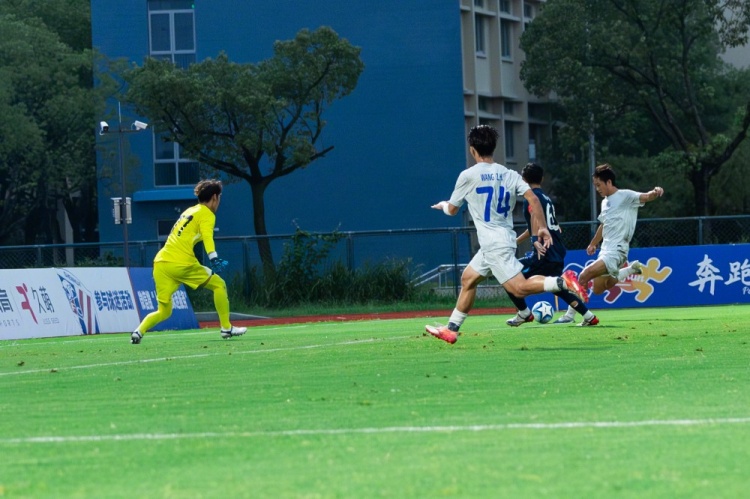 张煜破门黄毅豪单刀 申花U20补赛3-1新鹏城