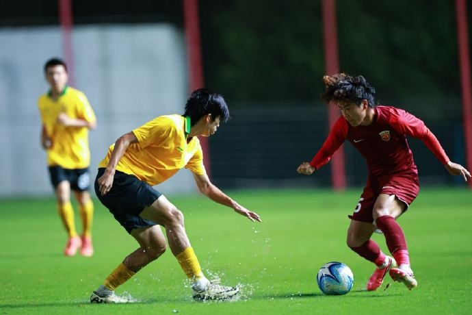 上海海港U20客场逆转国安 锁定B组第二晋级第三阶段 上海海港U20客场逆转国安 锁定B组第二晋级第三阶段