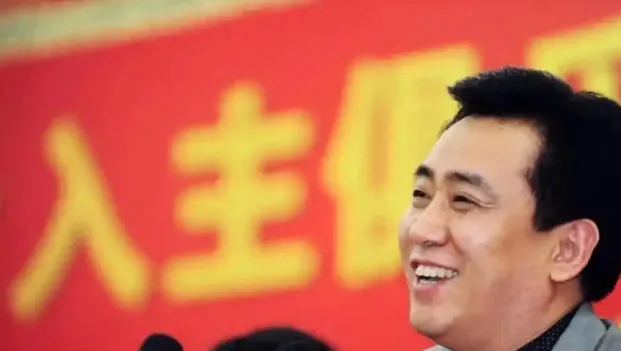 从2.58亿赢球奖金到1万亿债务 恒大足球十年崩塌