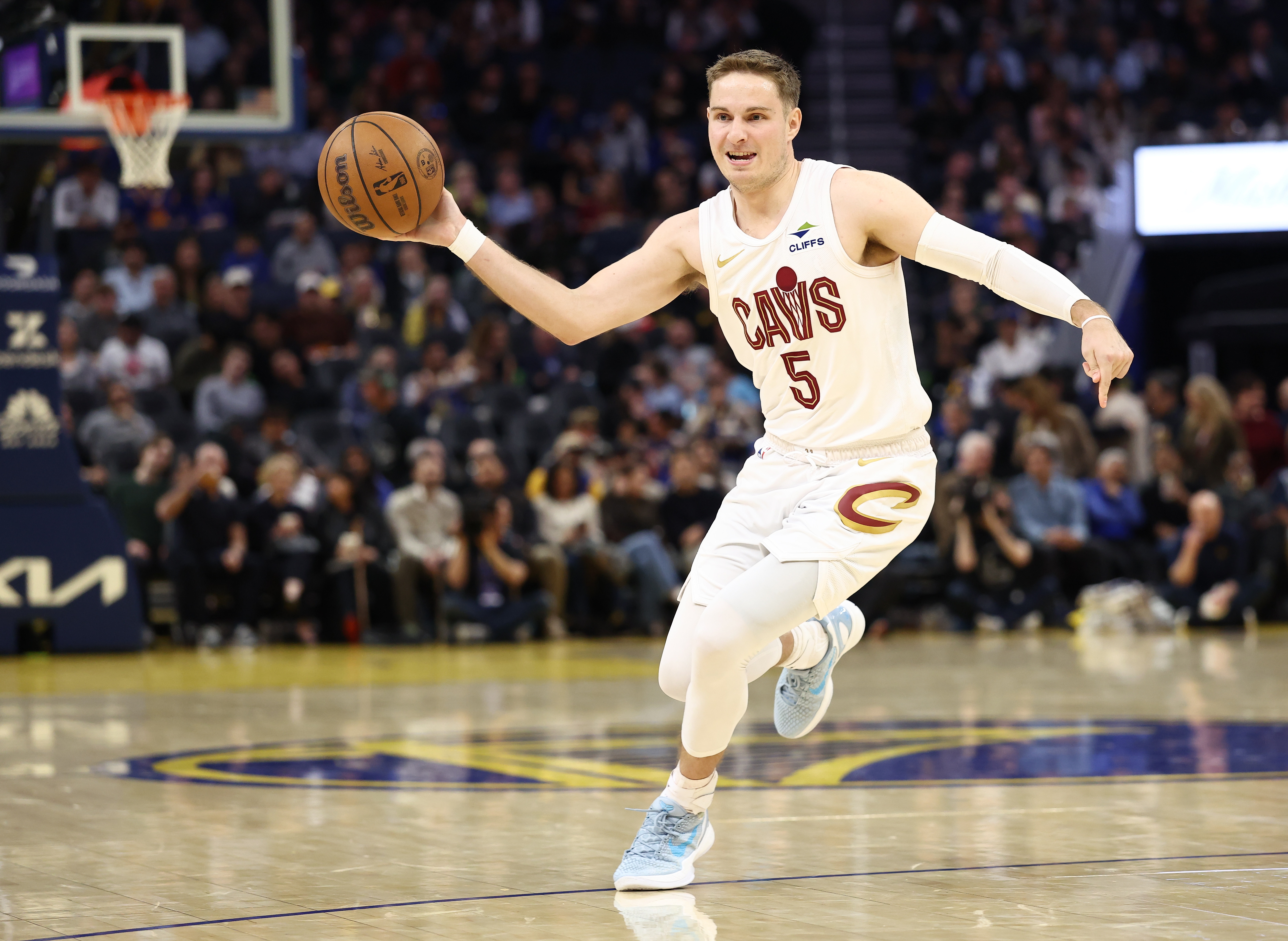 骑士引进沃特森&海佐尼亚实力大增！梅里尔&泰森前景却天差地别