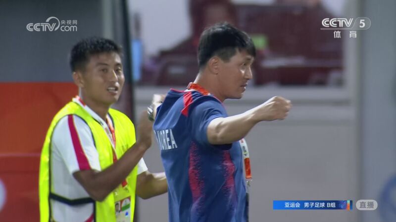 亚运开门红!U23国足2-1逆转朝鲜 37岁吴曦29岁张玉宁均传射建功